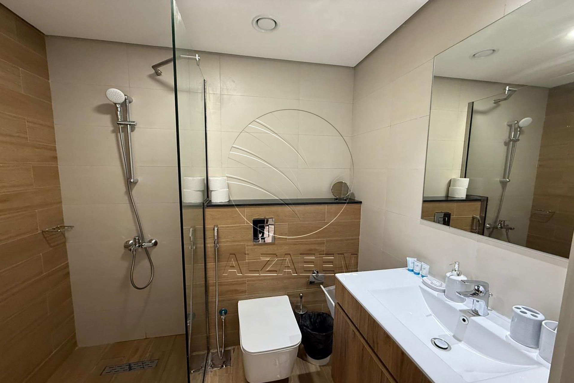 FURNISHED 1BR-Junior Apartment! Full Canal View