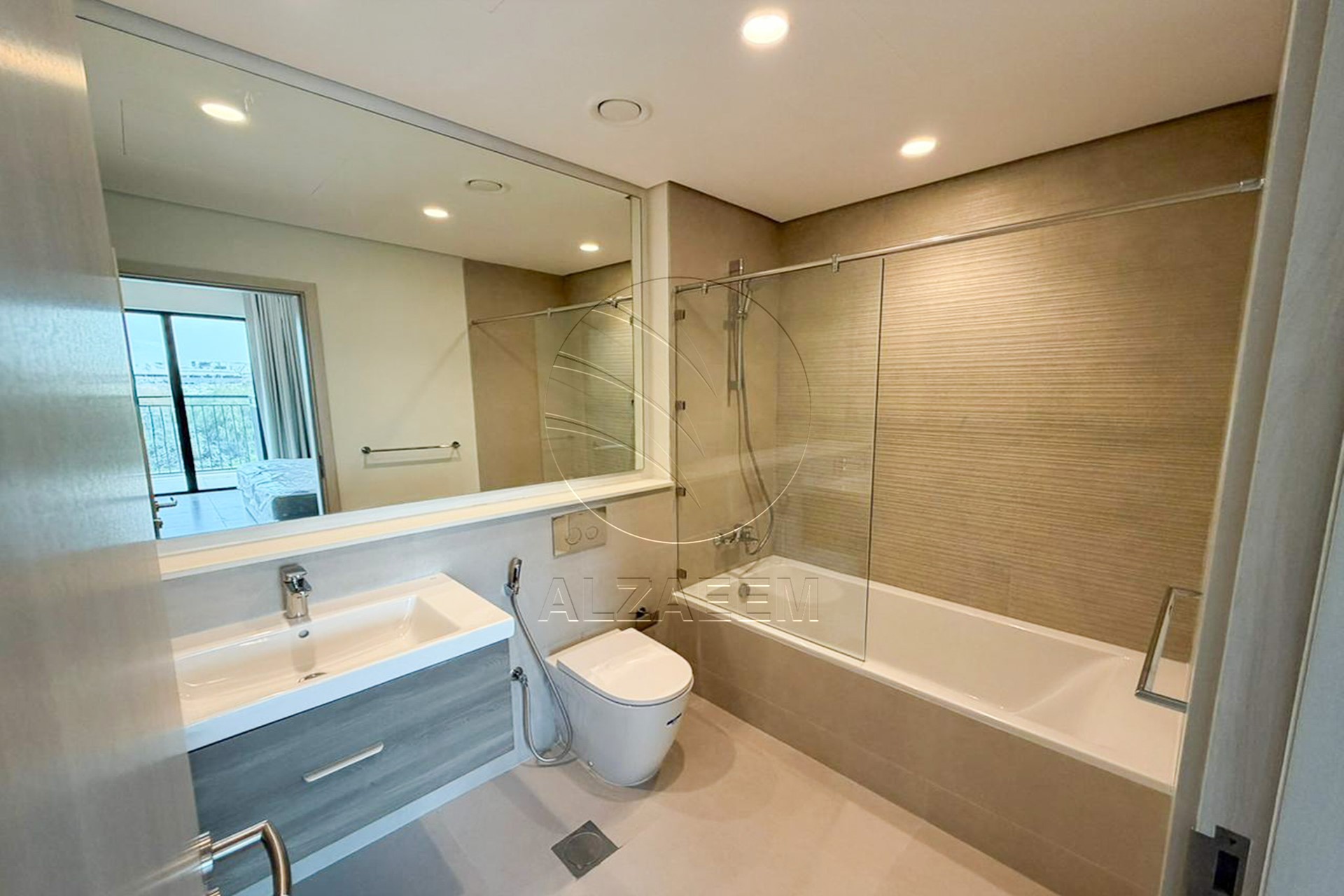 √Fully Furnished | Up to 12 Cheques | Mid Level√