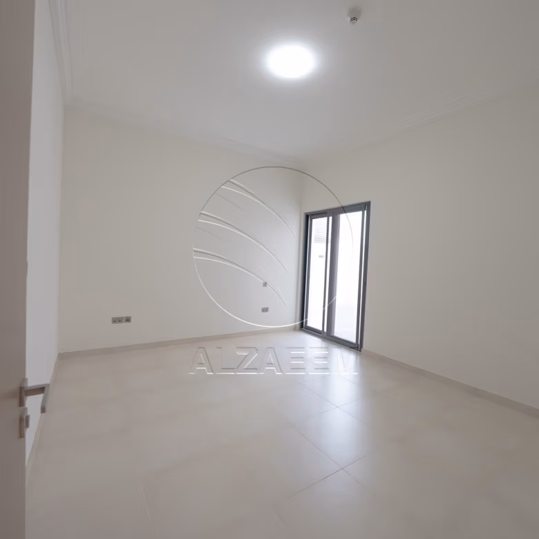 √Corner Unit | 5BR Villa with Pod | 2 Majlis√