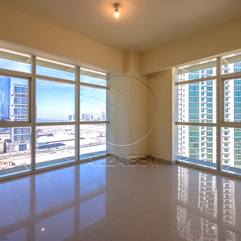 √ Exclusive | VACANT | Corner 2+S | 4 Payments √