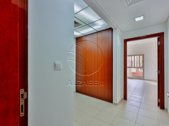 √Prime Location | UPCOMING | Private Garden√