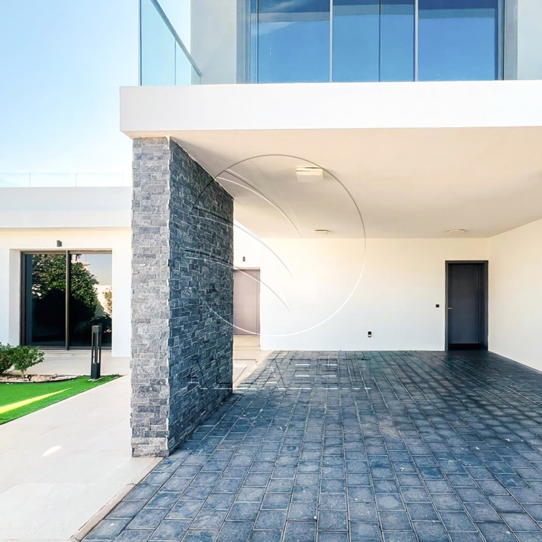 Corner | Single Row | Type 4F | Pool + Golf view