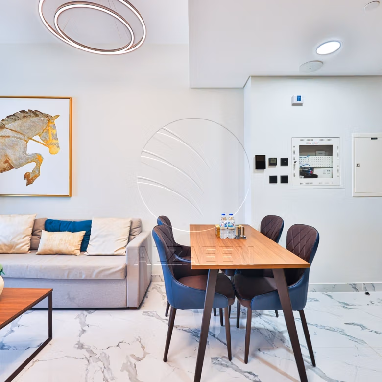 High Level | Furnished | Facing Pool | 2 Payments