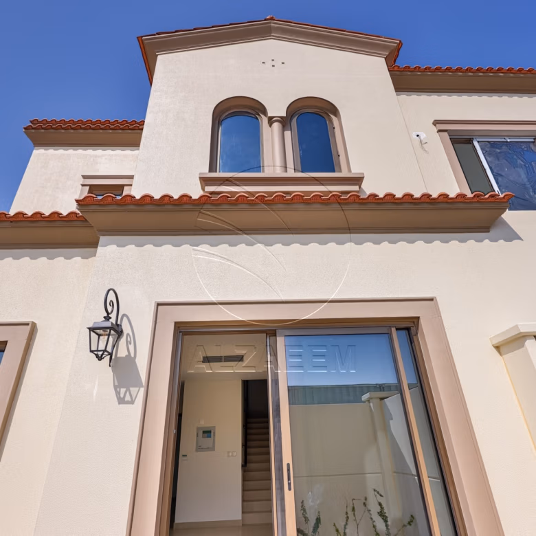 √Single Row! Perfect for End Use | Spacious Area√