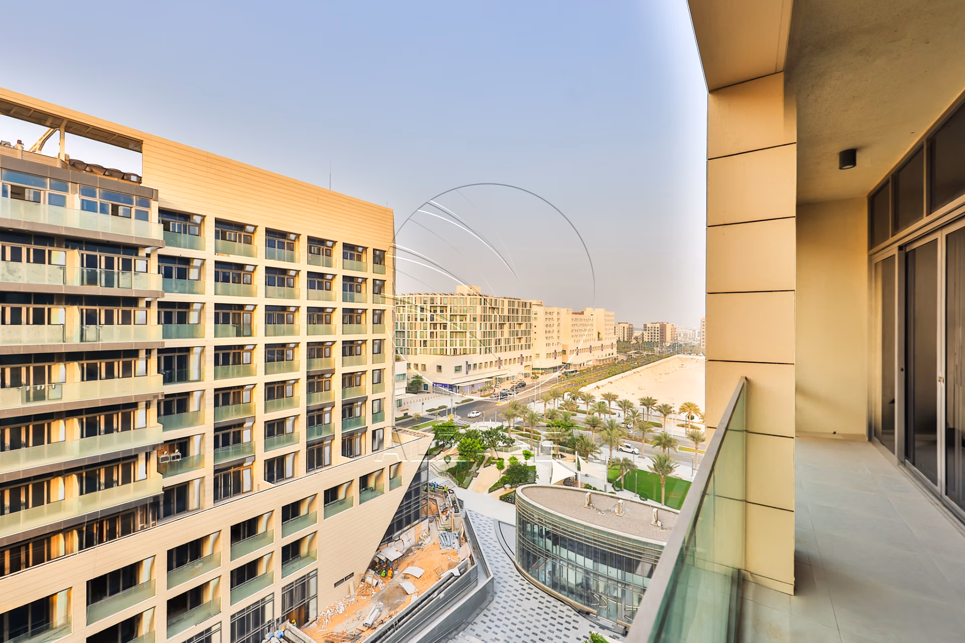 √Pool /Community View | High Floor | Rent Refund√