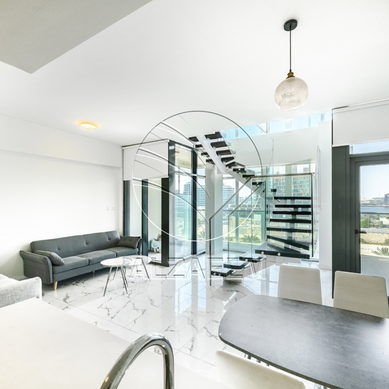 Hot Deal! 2 BR Furnished Duplex | High Floor