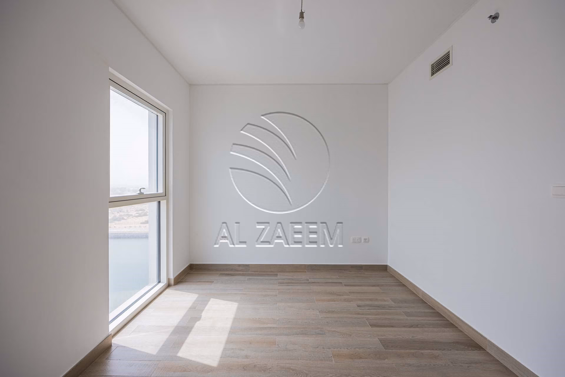 √Full Canal View | Waterfront Living | Top Floor√