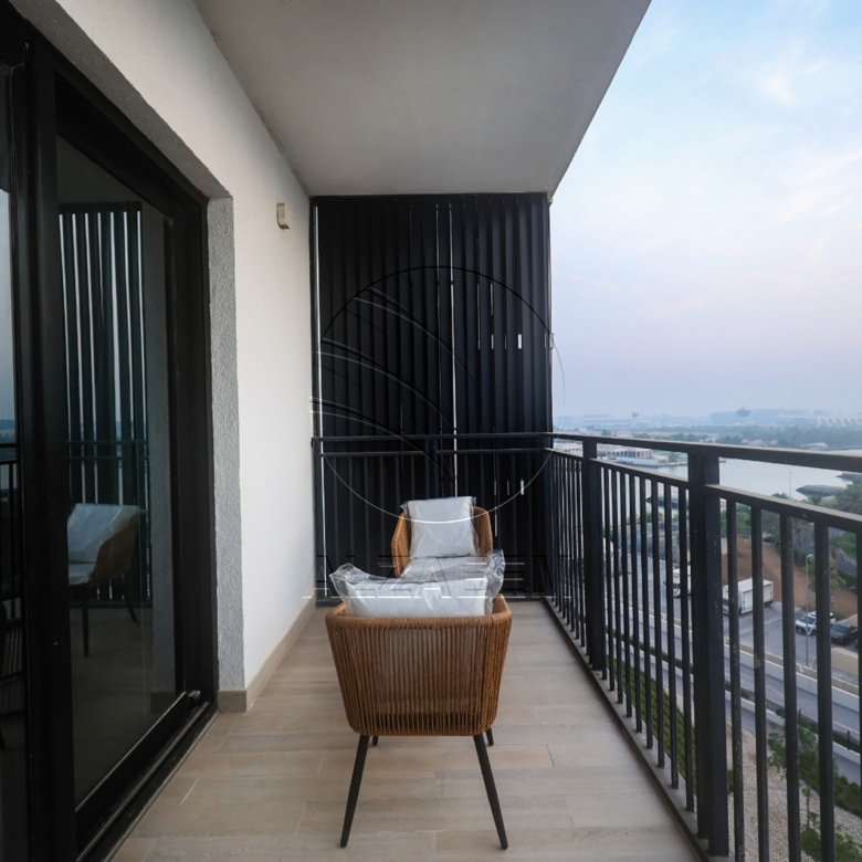 Partial Canal View | Furnished | Up to 3 Payments