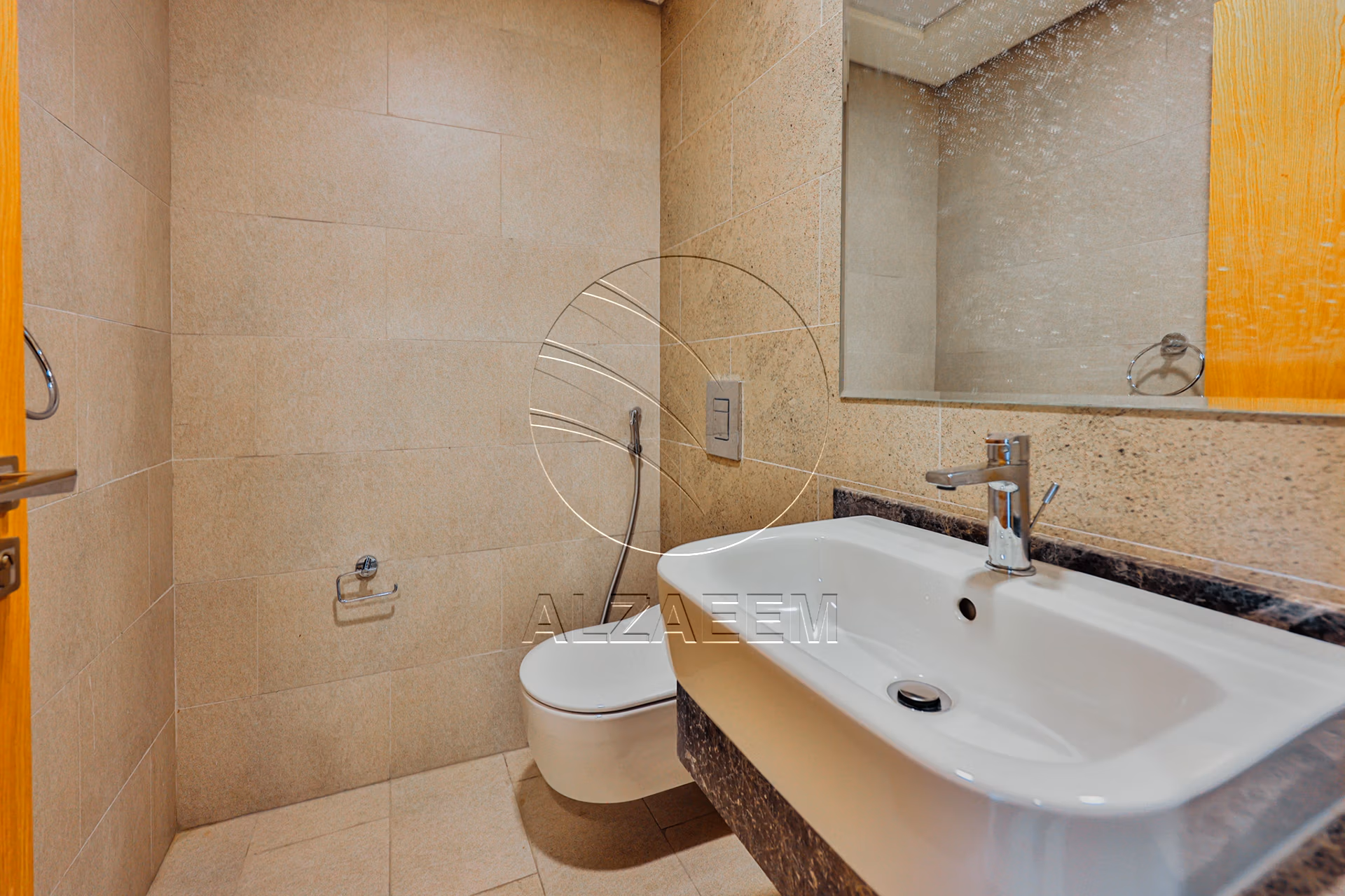 √ VACANT! Partial Sea View | High Level Unit √