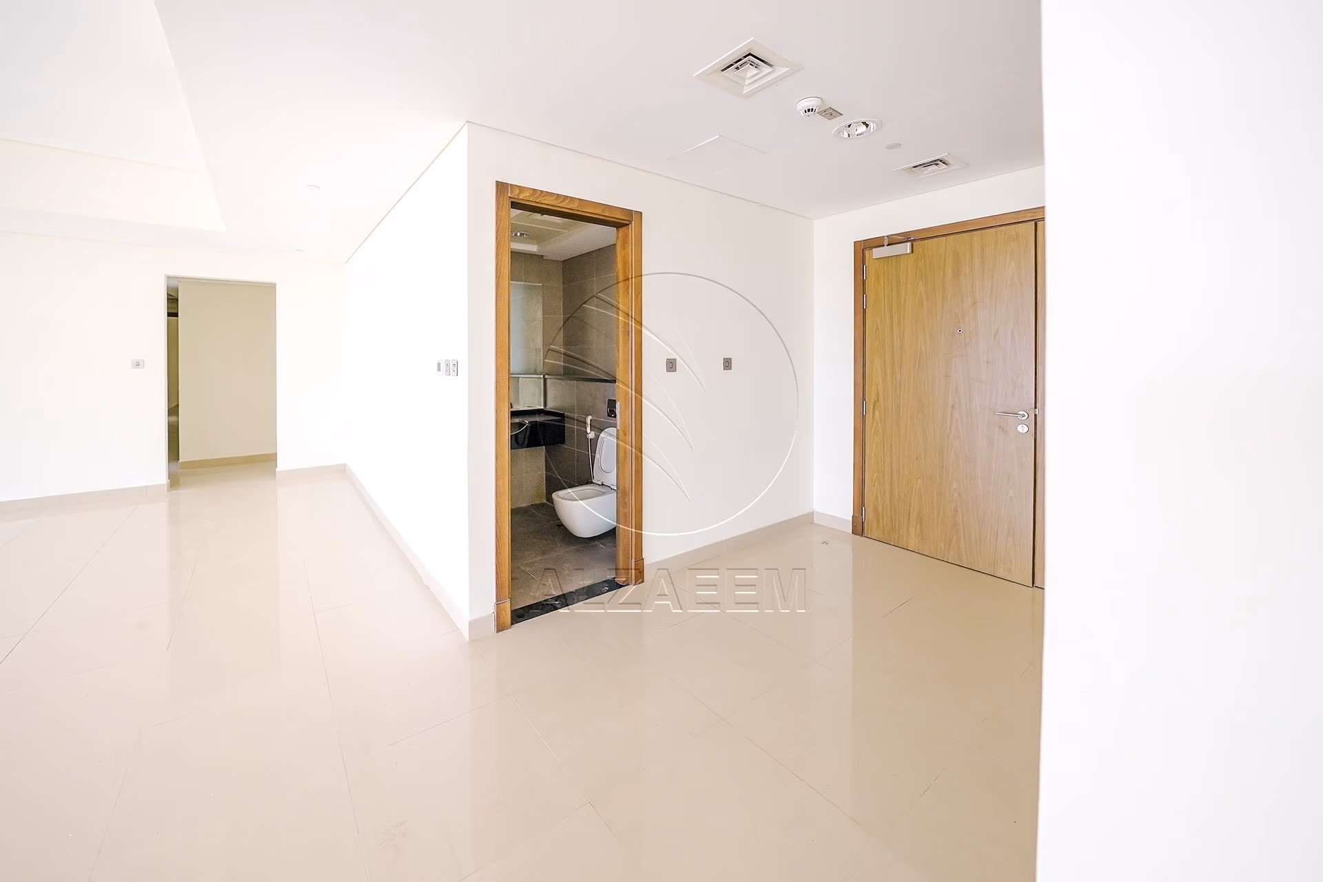 TOP FLOOR | Full Sea View | Move-in Ready