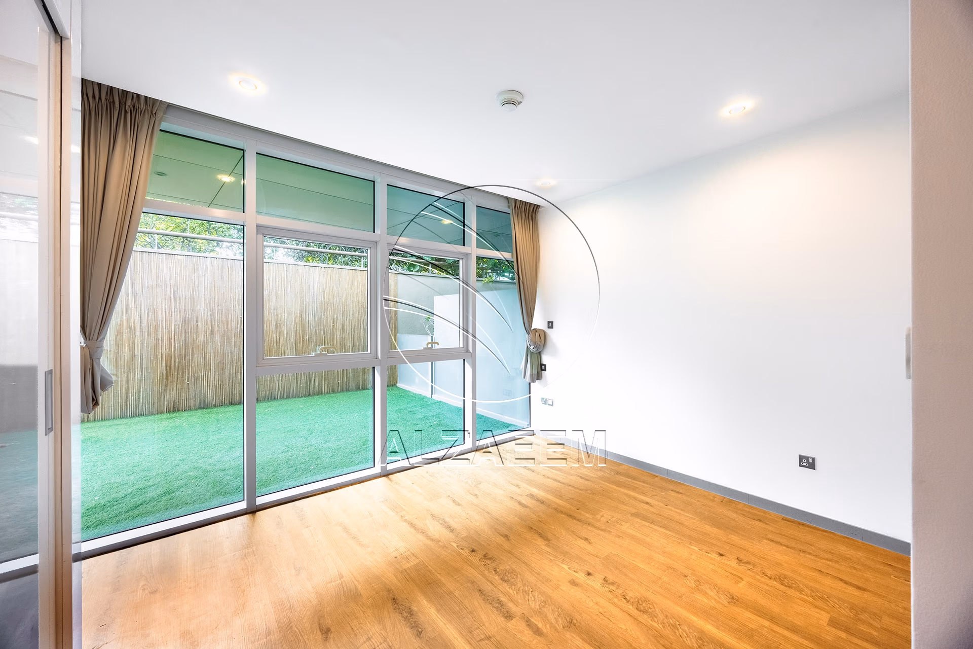Hot Deal! VACANT | Accessible Unit | Big Terrace