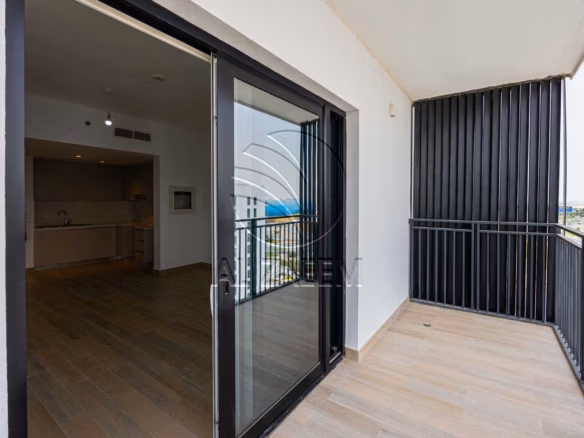 VACANT! Higher Level | Up to 4 payments