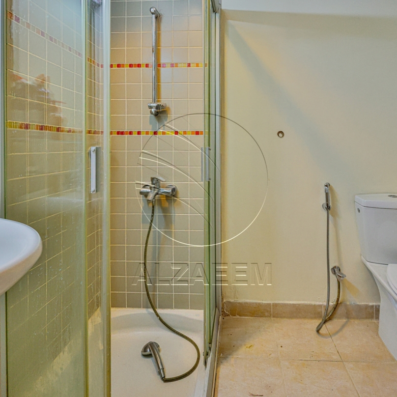 √ Private Pool | Type A | Tenanted | CORNER √