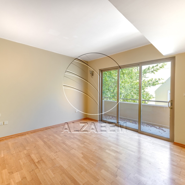 √ Villa Type S | Single Row Corner | VACANT √