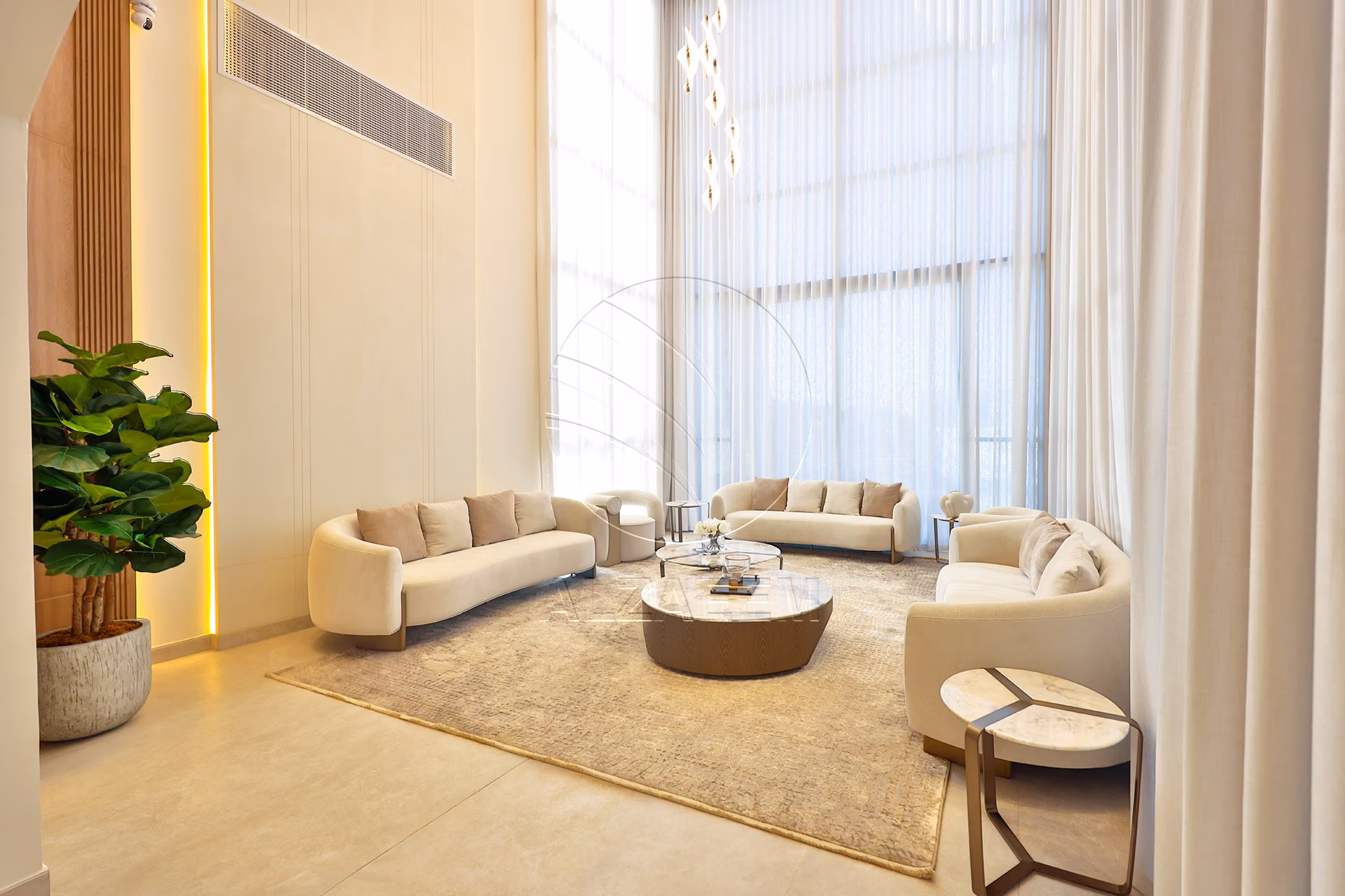 √ Single Row End | High Ceiling | Luxury Living √