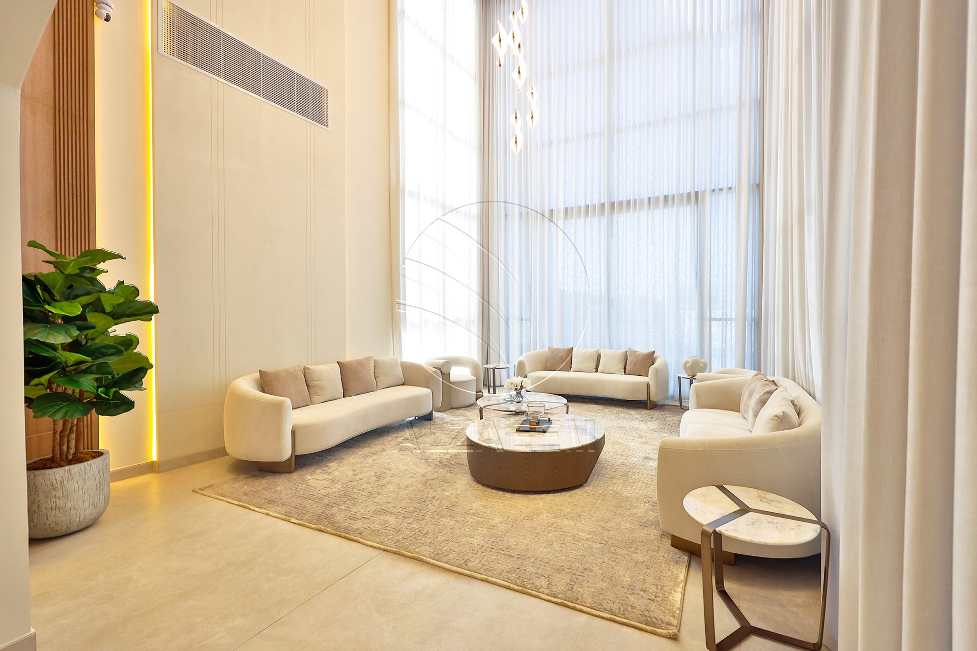 √ Single Row End | High Ceiling | Luxury Living √