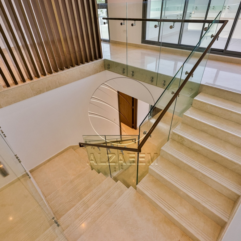 Golf Course View Villa + 1047Sqm Landscaped Plot