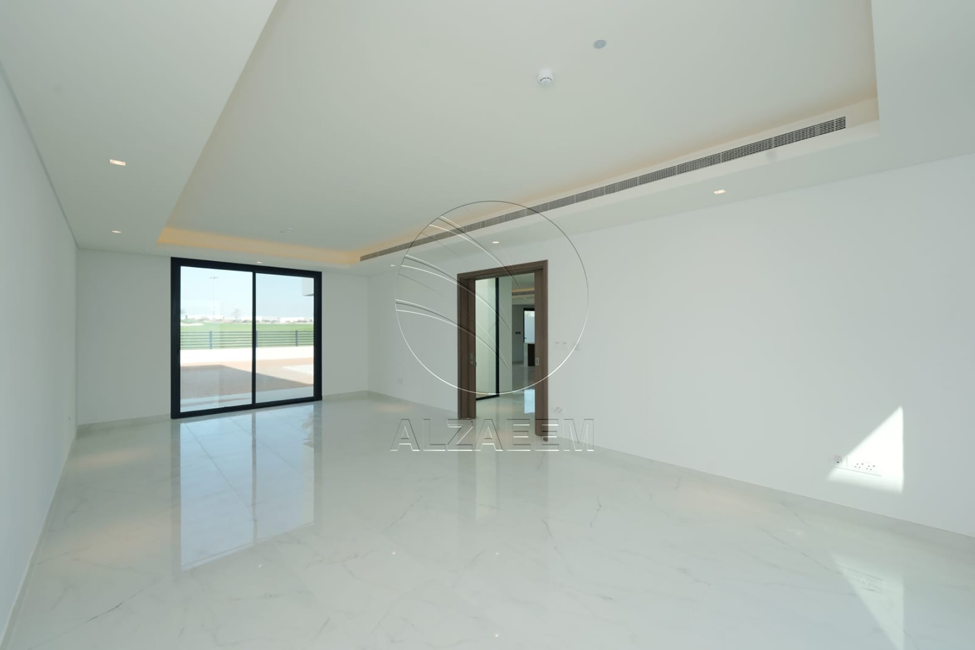 Full Golf Course 4F | Single Row | Move-in Ready