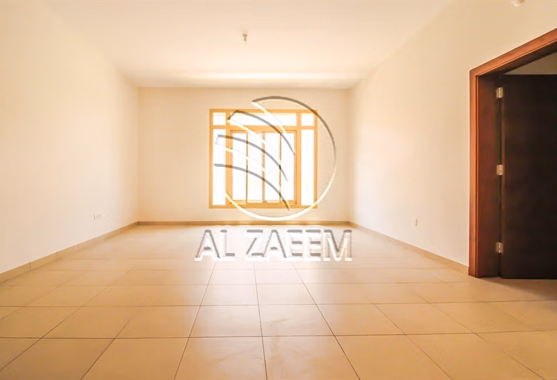 VACANT! Spacious Layout | Double row middle
