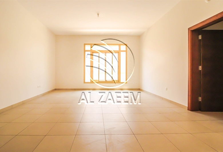 VACANT! Spacious Layout | Double row middle