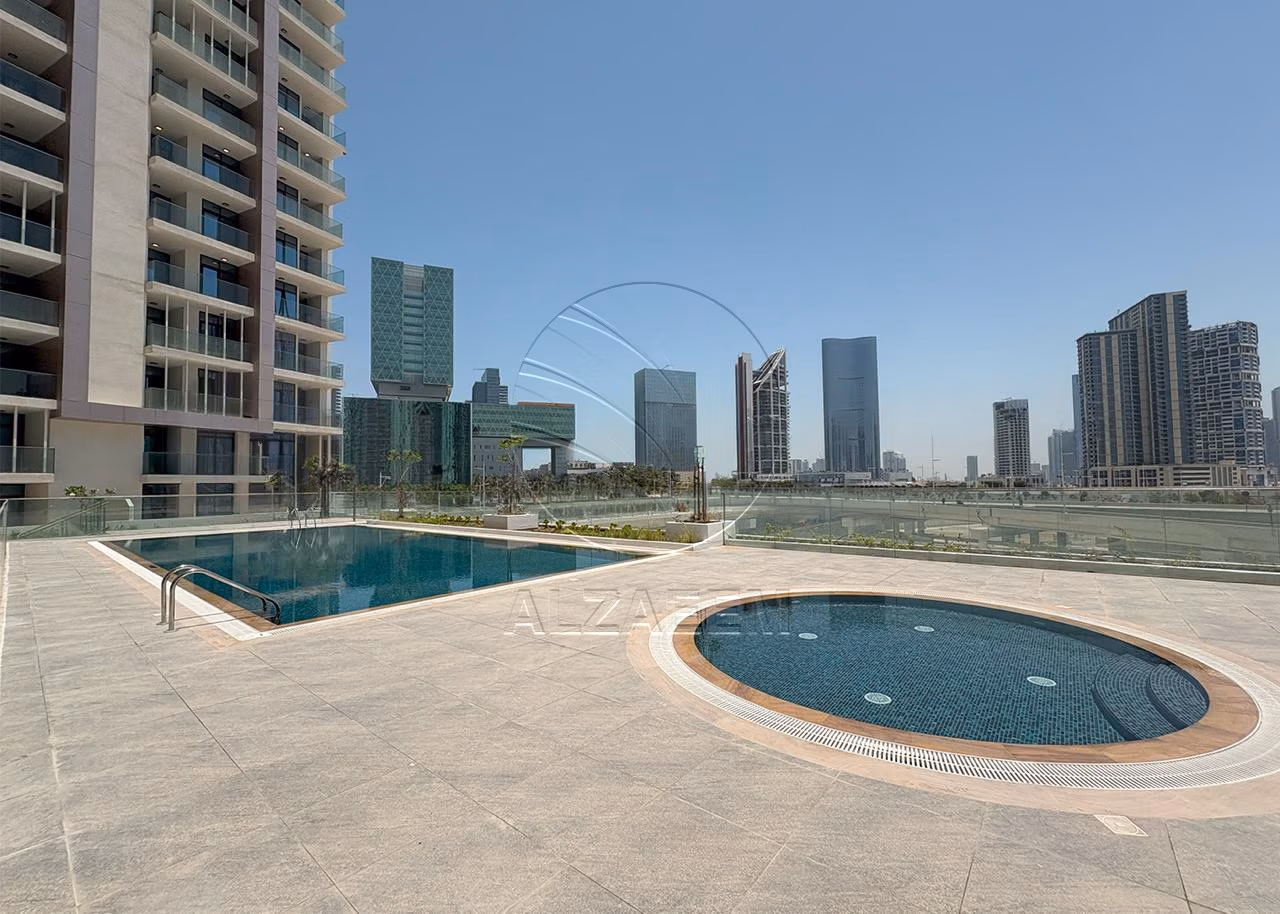 √ Pool View | Furnished | 2 Payments √