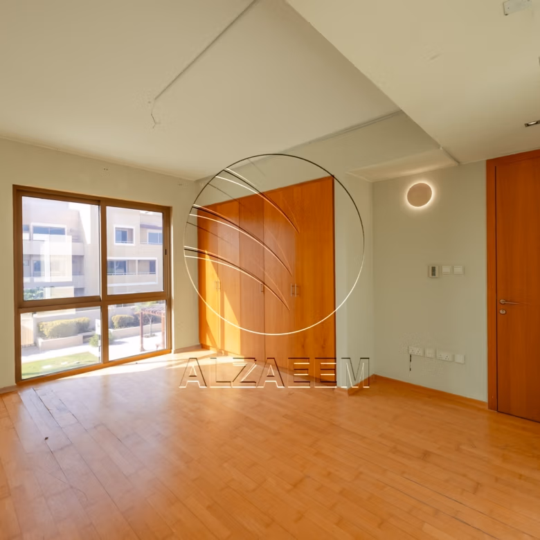 Hot Deal | Vacant | Type S -4BR TH