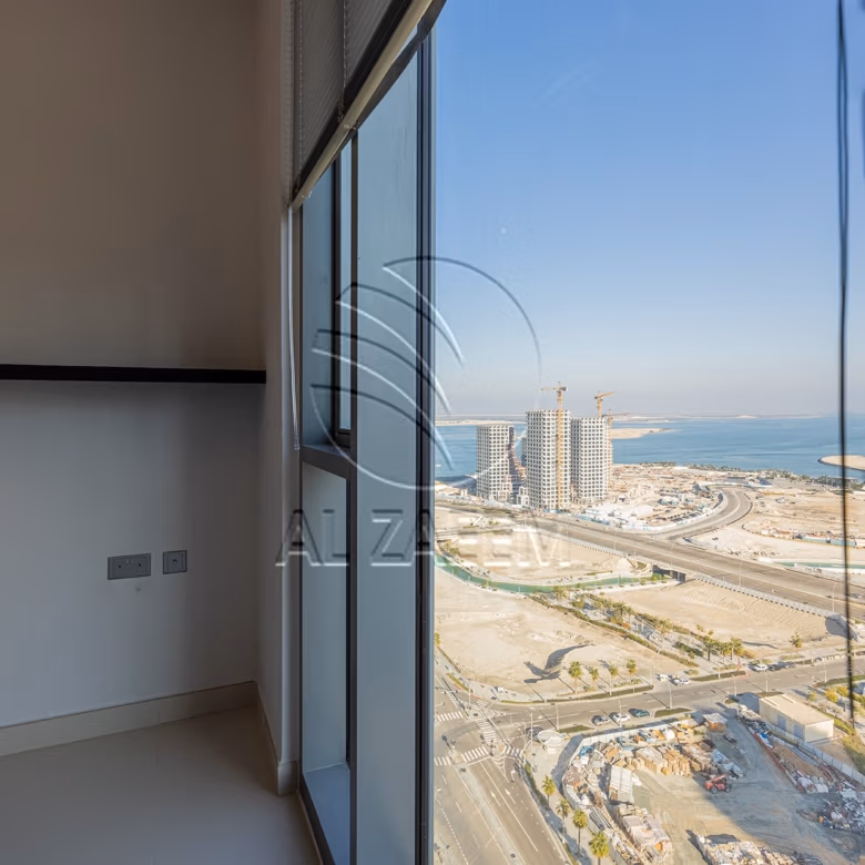 VACANT 3BR | Partial Sea View | High Level
