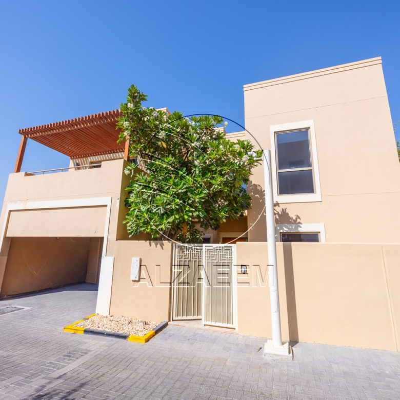 √ Villa Type S | Single Row Corner | VACANT √