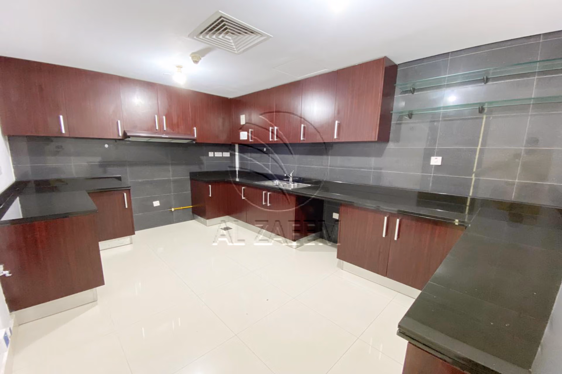 VACANT | High Level | 2 Payments | Nice Sea View