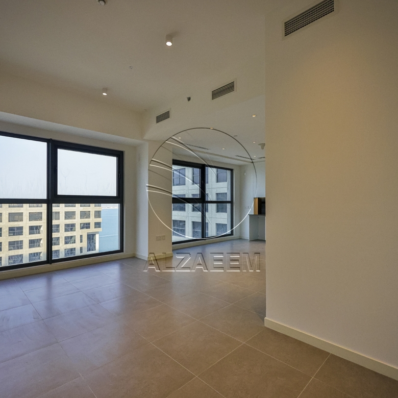 Move in Ready | High Floor | Stunning Sea View