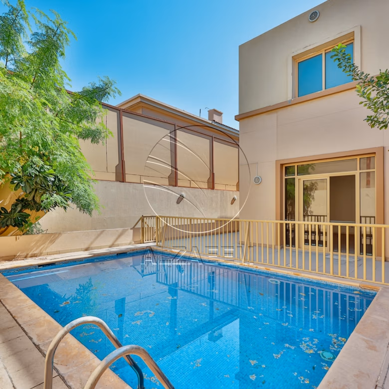 Vacant | Private Pool | For Investment or End Use
