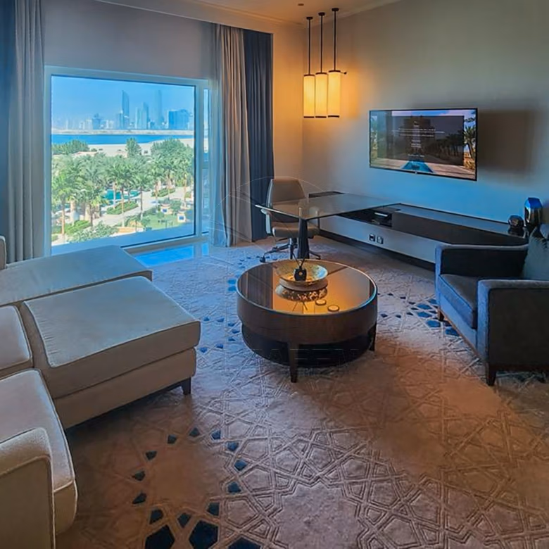 √ HOT DEAL! Sea View and Vacant Unit √