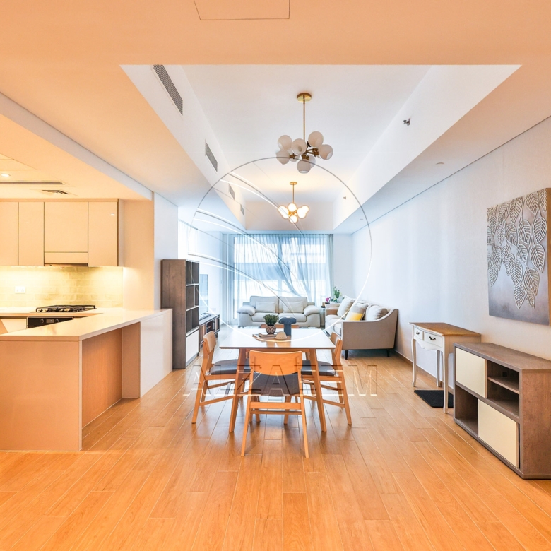 CORNER- 2+Maid | Golf Course View | VACANT