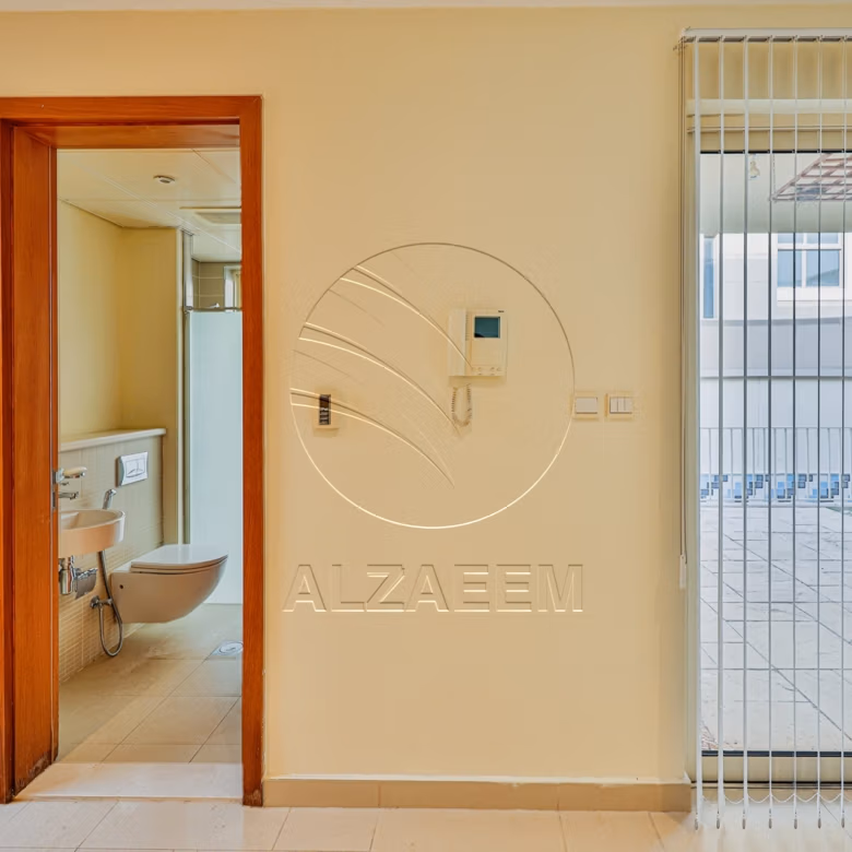 √ Private Pool | Type A | Tenanted | CORNER √
