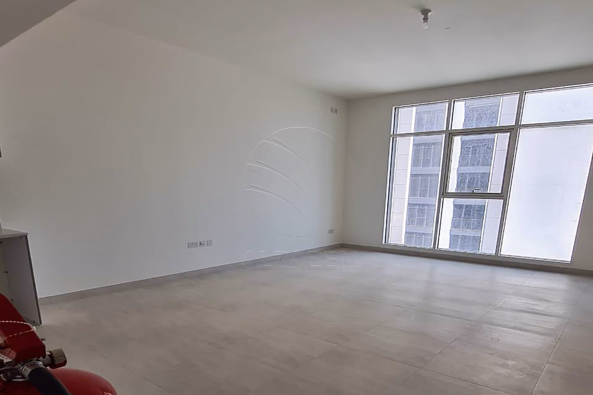 √ Waterfront Views | High Level and Vacant Unit √