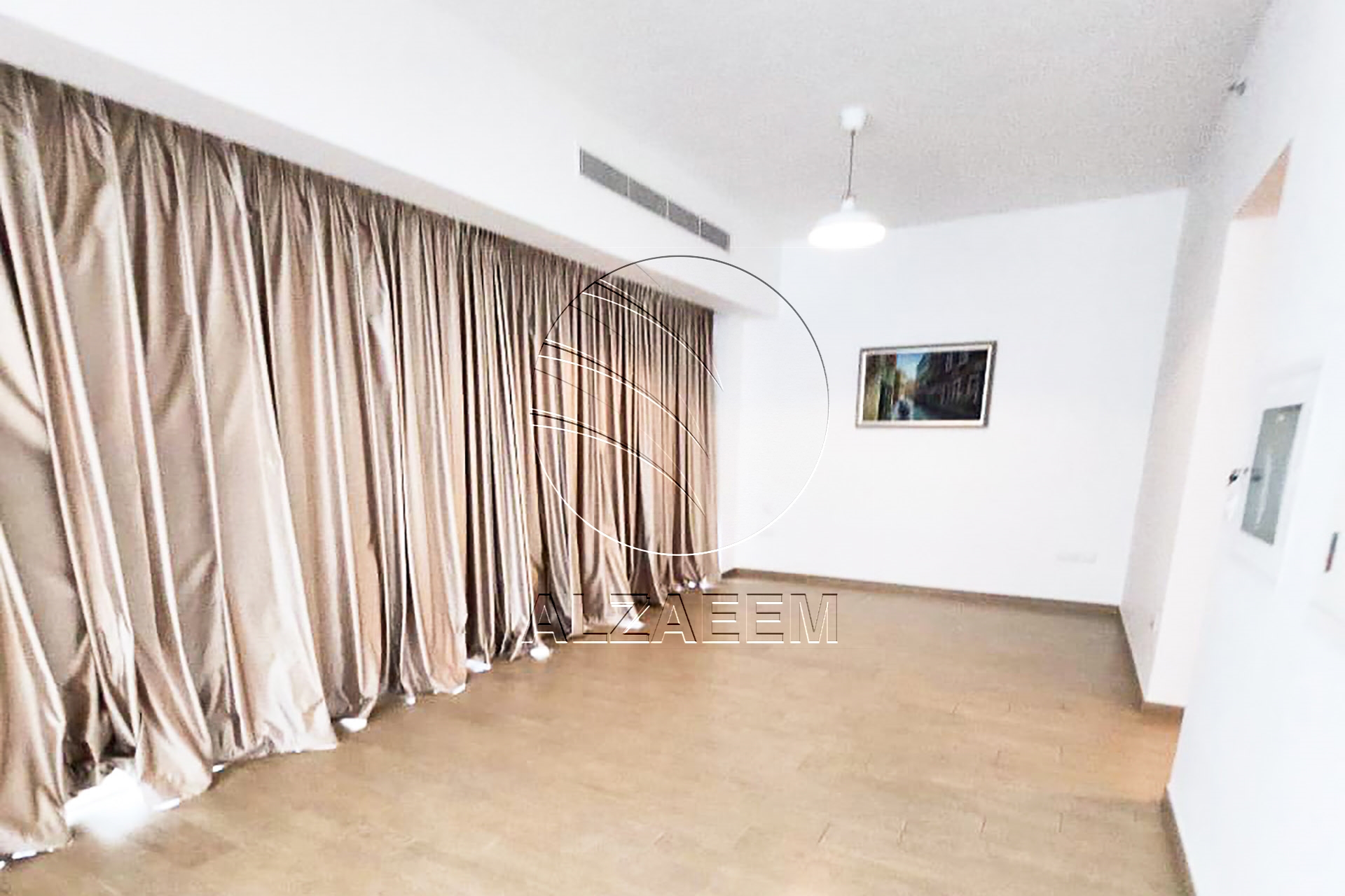 Studio! BIG Balcony ! Higher Level | Huge Layout