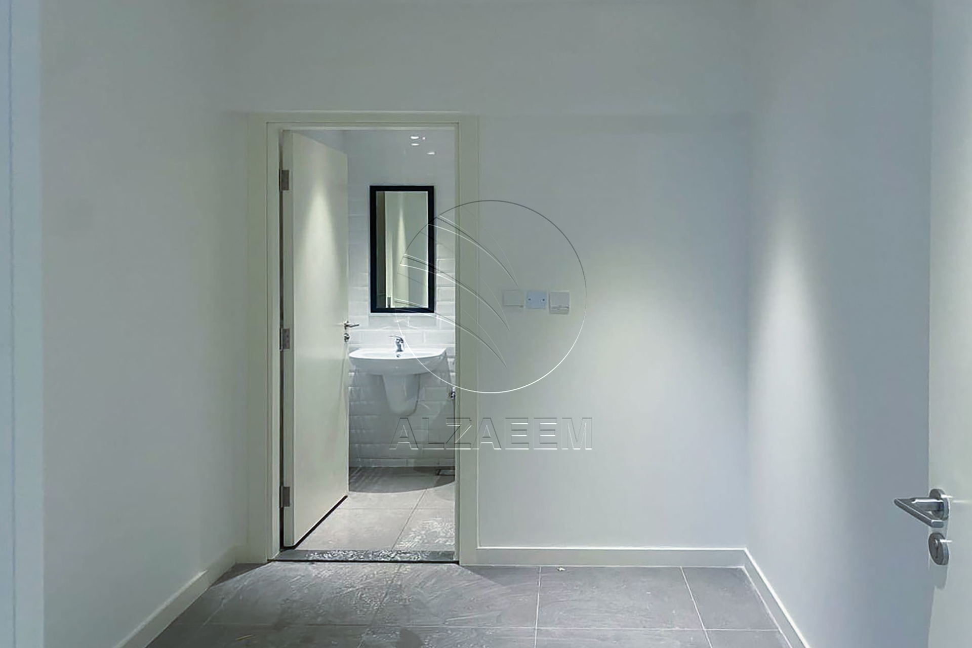 √2BR + Maid | Amazing Sea View | Prime Location√