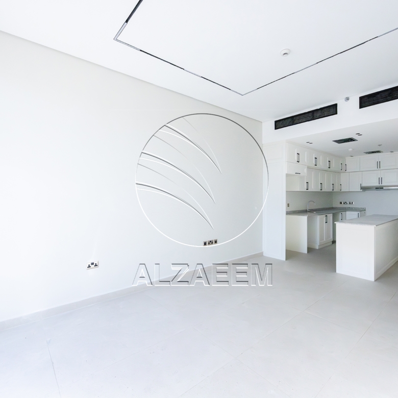 √ Move in Ready | Corner Layout | Prime Location √