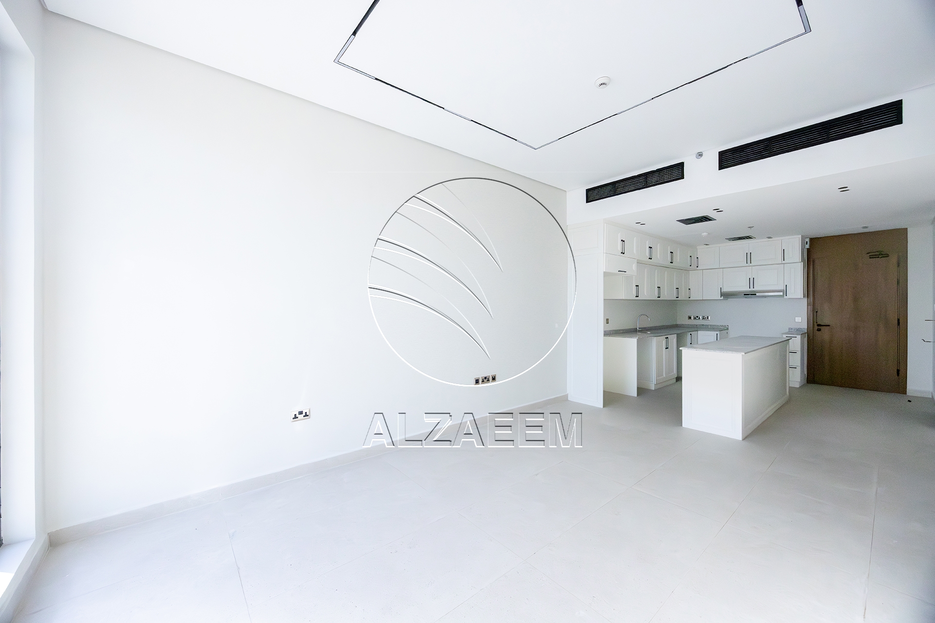 √ Move in Ready | Corner Layout | Prime Location √