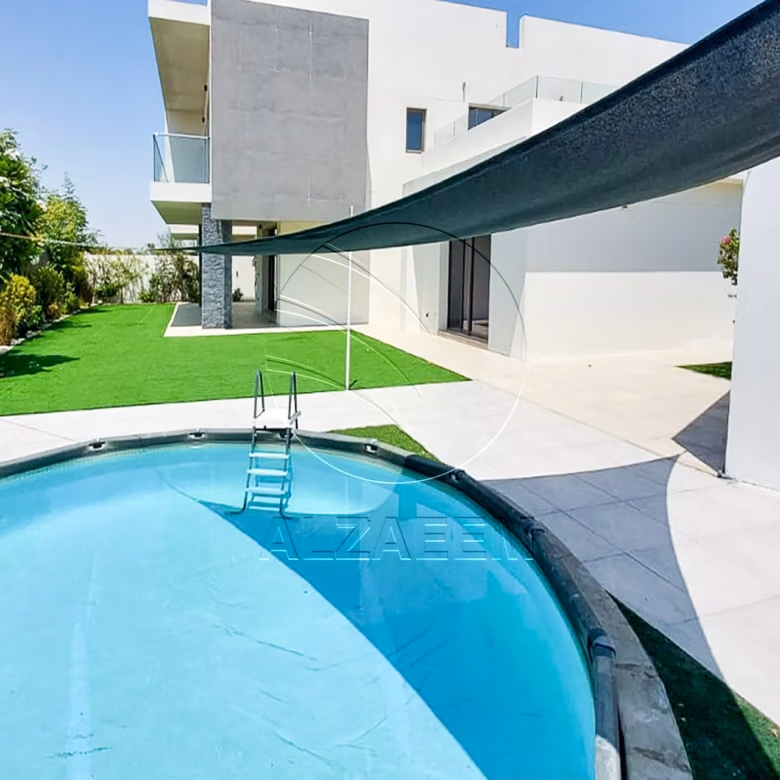 Corner | Single Row | Type 4F | Pool + Golf view