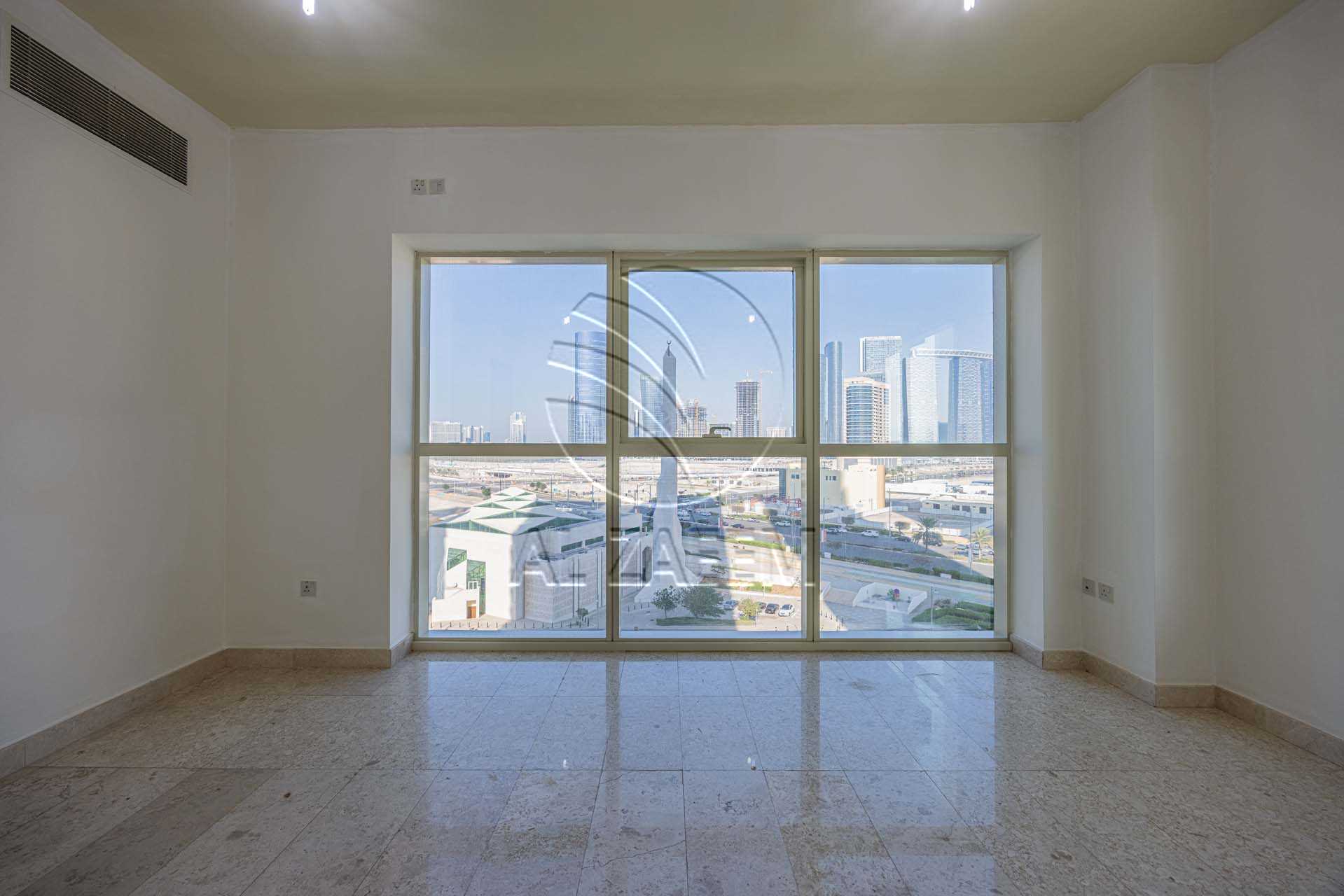 HOT | High Level Unit | Vacant | Nice Views