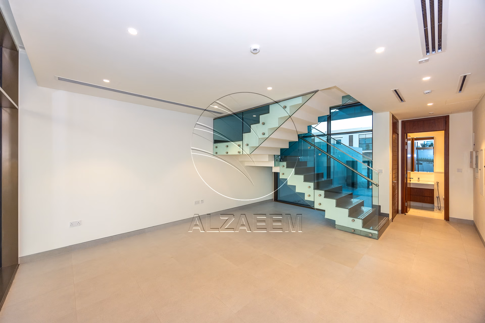 √Standard SR TH -Modified | Extended Living Room√