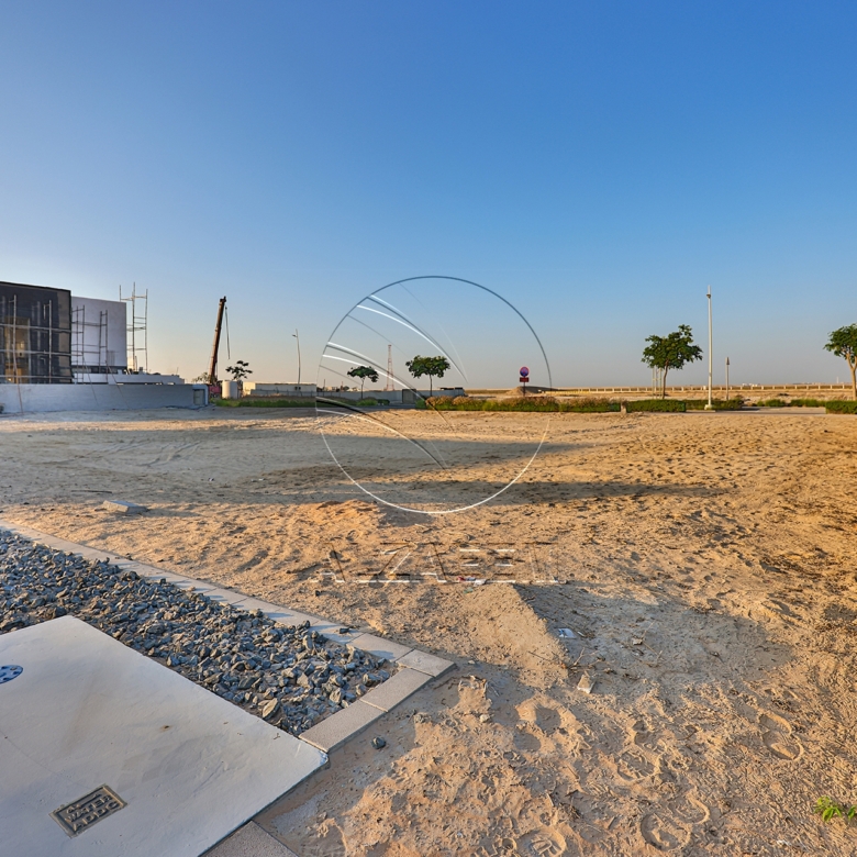 √1845 Sqm | Single Row Direct Open Sea View√