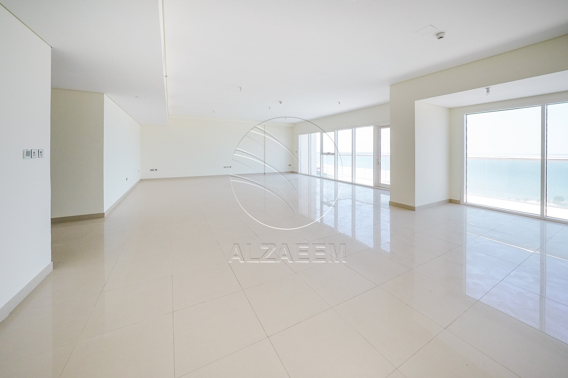 TOP FLOOR | Full Sea View | Move-in Ready