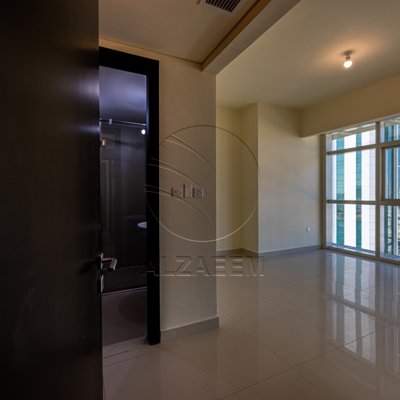 √ Exclusive | VACANT | Corner 2+S | 4 Payments √