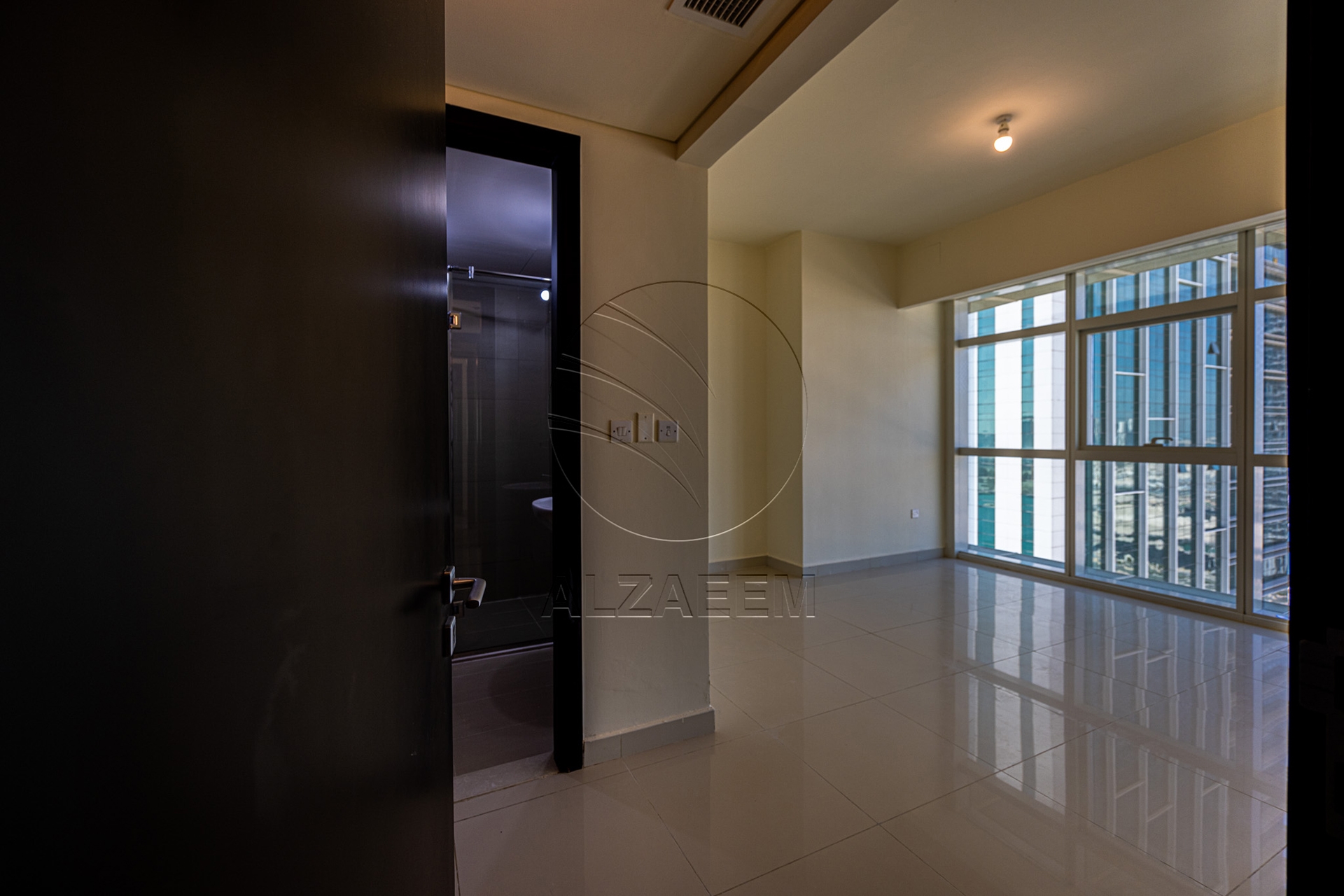√ Exclusive | VACANT | Corner 2+S | 4 Payments √