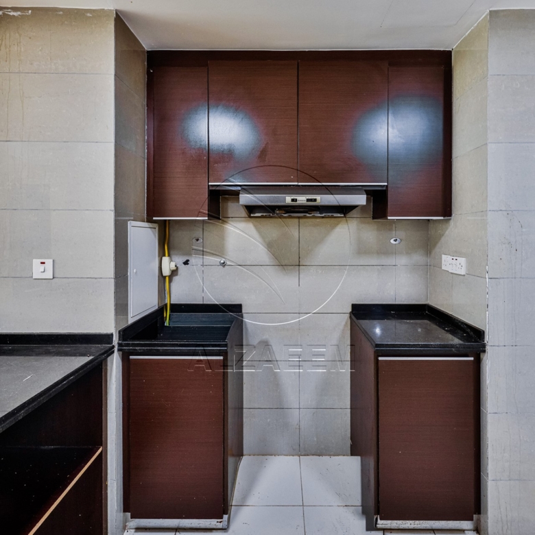 Move-in Ready | Higher Level | Sea and Urban Views