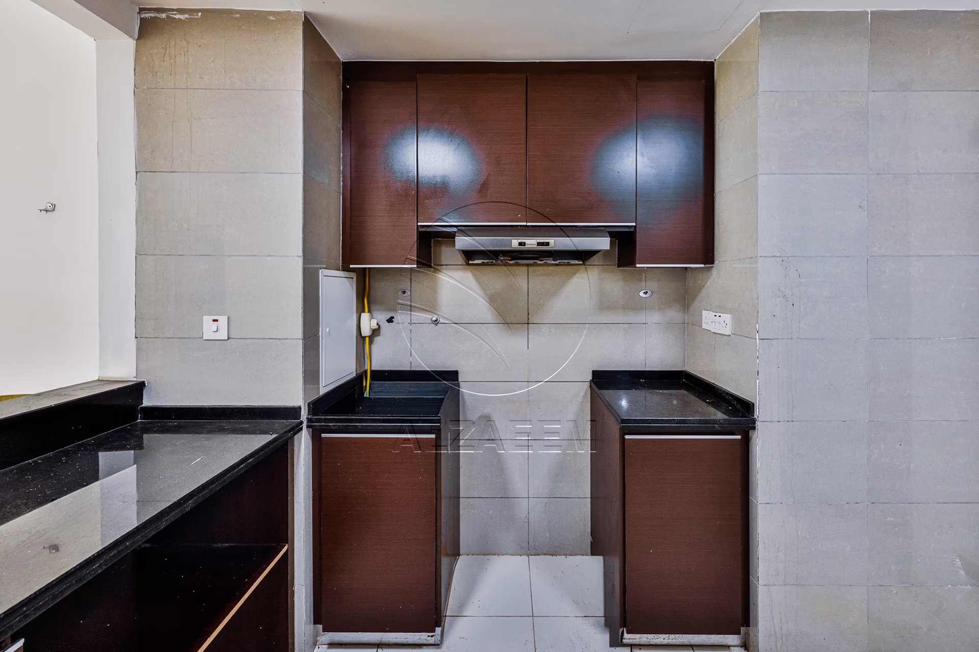 Move-in Ready | Higher Level | Sea and Urban Views