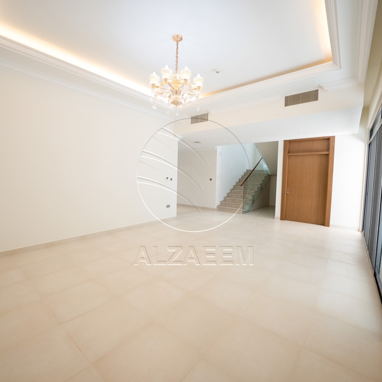 √Corner Unit | 5BR Villa with Pod | 2 Majlis√