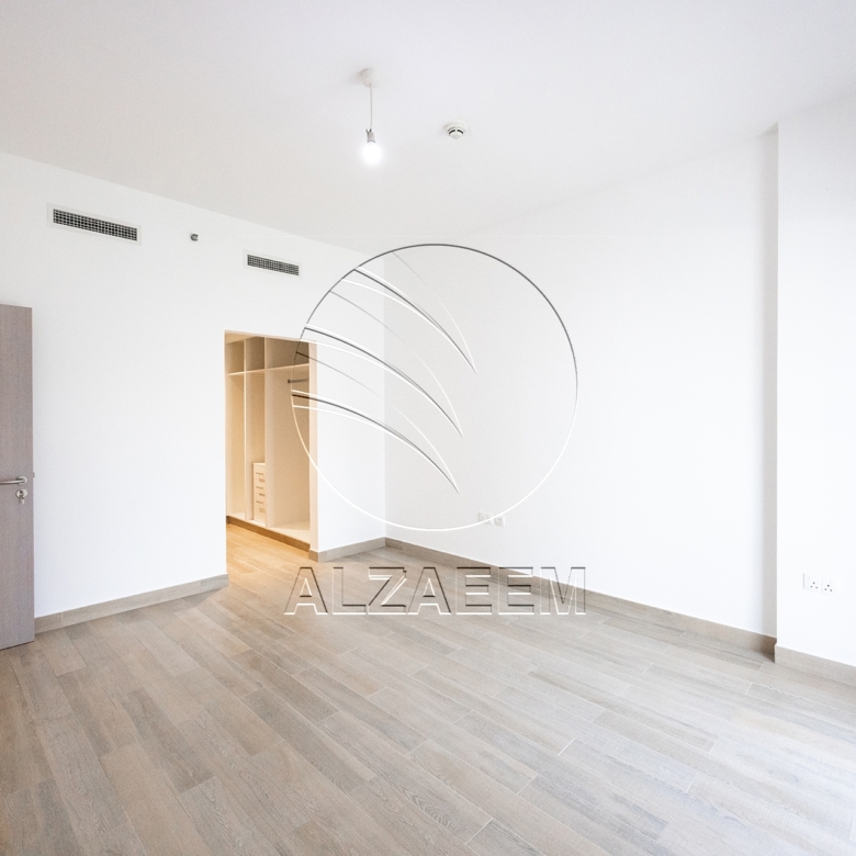 √ VACANT | Partial Canal View | Flexi Payments √